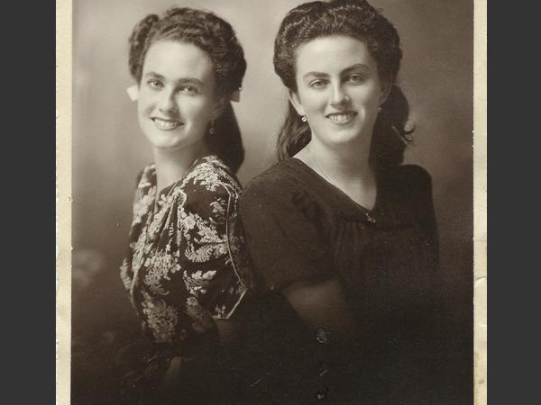 Hermanas Orruño. Copiapó, ca. 1945.