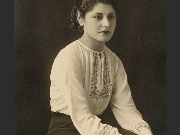 Rosa Balut Acosta, ca.1940.