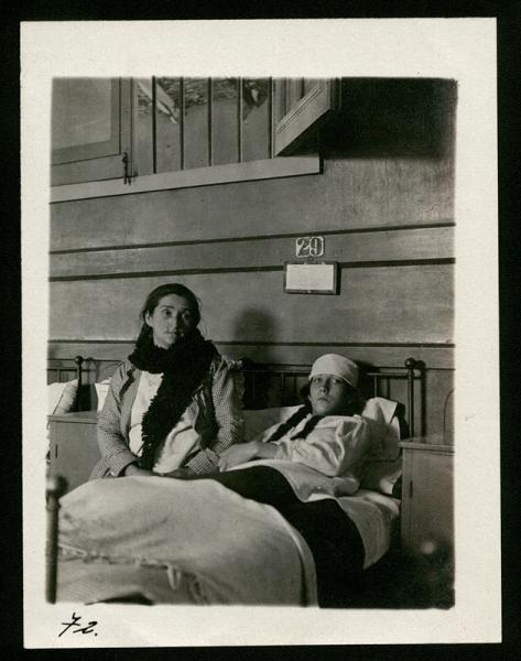 Luisa Cantellanes y su hija