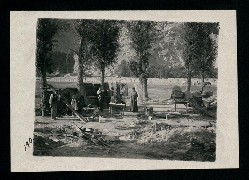 Familia en la intemperie