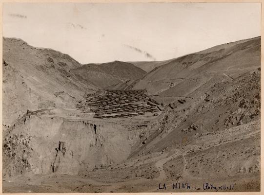 Vista general del campamento La Mina